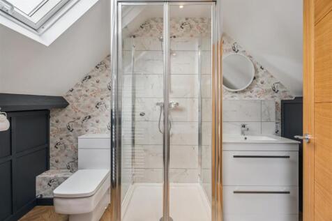 Bedroom Two Ensuite