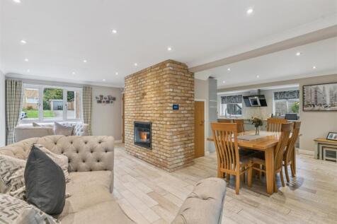 Family/Dining Room/Kitchen