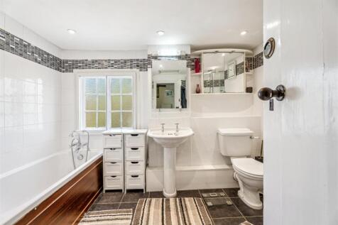 Master Ensuite