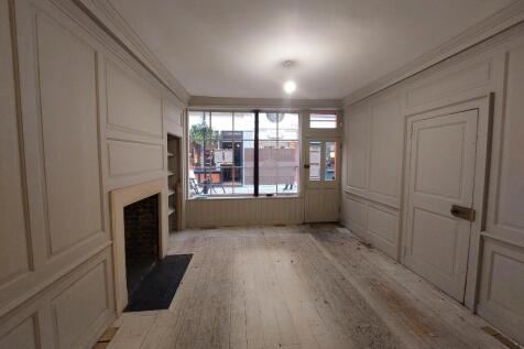 Window Frontage