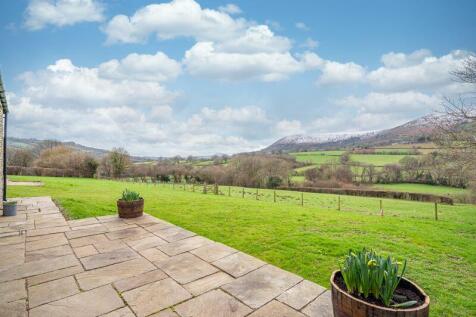 Patio, Garden and View
