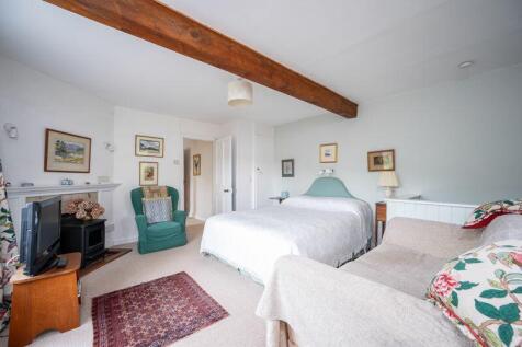 Annexe Bedroom / Sitting Room