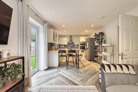 Kitchen/Dining ro...