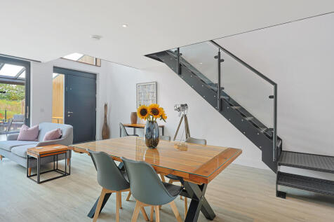 Living/Dining roo...