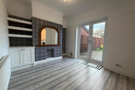 PHOTO-2025-11-27-15-03-28 2.jpg