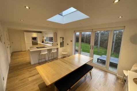 Photo 08-12-2025, 14 27 28.jpg