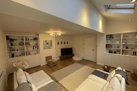 Photo 08-12-2025, 14 23 55.jpg