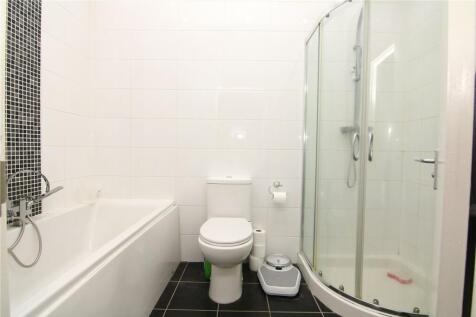 Bed 1 En-Suite
