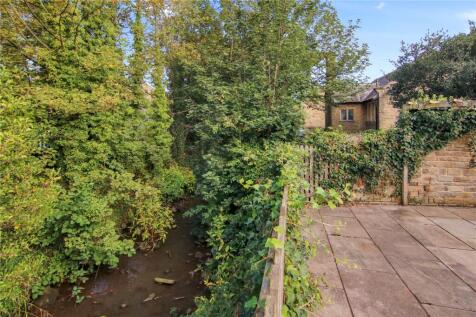 Adjacent To Beck