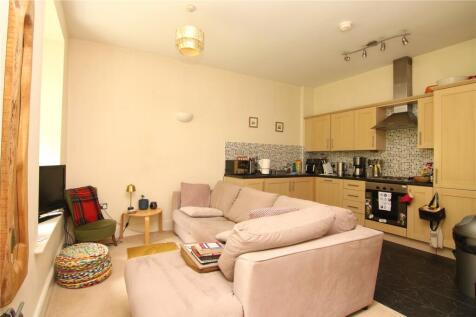 ;iving/Kitchen
