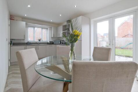 Dining / Kitchen