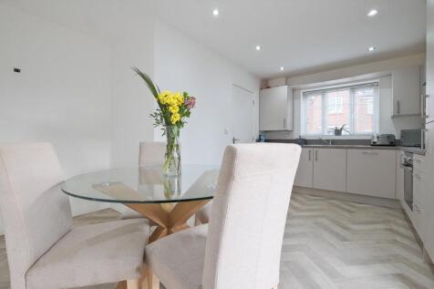 Dining / Kitchen