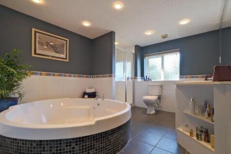 Primary En Suite