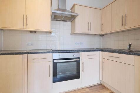 32 BR - Kitchen