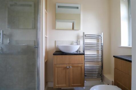 Ensuite.jpg