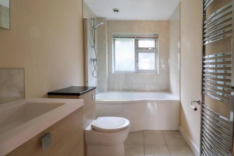 Bathroom.jpg