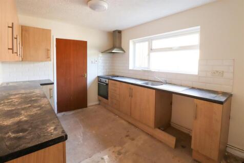 Kitchen 2.jpg