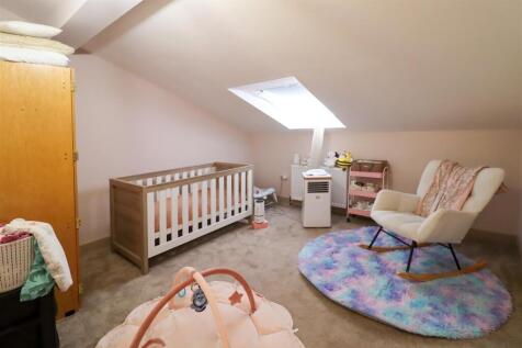 Bedroom 4.jpg