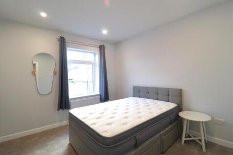 bed1.JPG