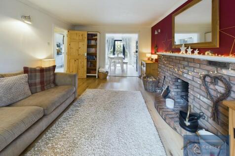 Lounge with open ...