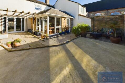 Courtyard Garden