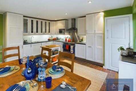 Kitchen/Dining ro...