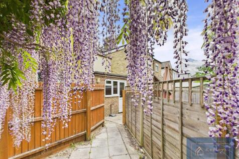 Rear garden/patio...