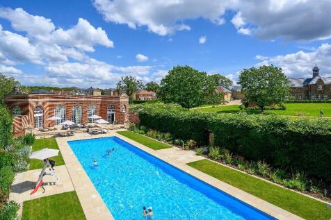 Residents Pool