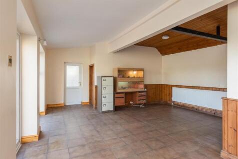 Primrose Way Garden Room-1.jpg