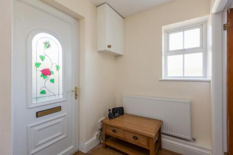 Primrose Way Hallway.jpg