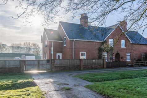 Primrose Way External-1.jpg