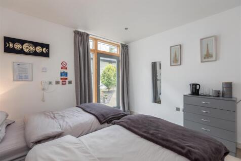 Communal Guest Bedroom