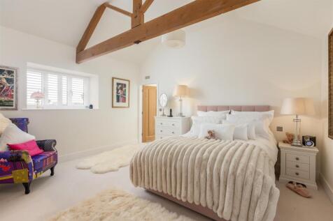 The Smithy Bedroom 1-1.jpg