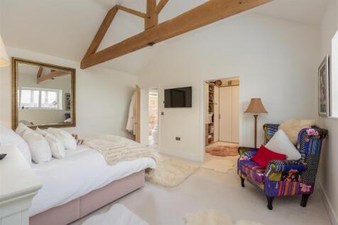 The Smithy Bedroom 1-5.jpg