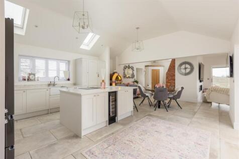 The Smithy Kitchen Dining Room-4.jpg