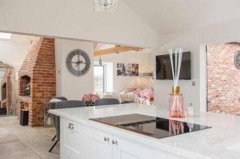The Smithy Kitchen Dining Room-6.jpg