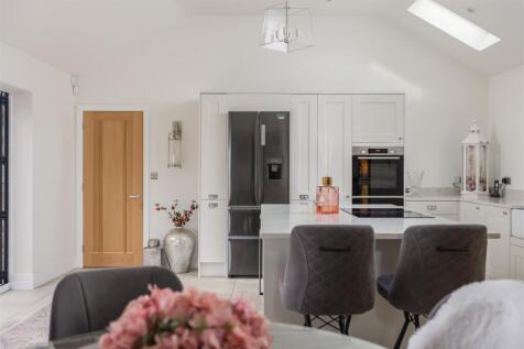 The Smithy Kitchen Dining Room-8.jpg