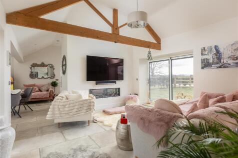 The Smithy Sitting Room-1.jpg