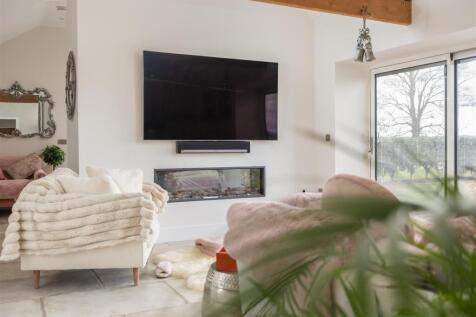 The Smithy Sitting Room-3.jpg