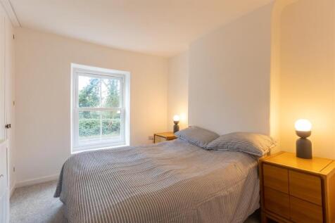 Scarborough Road 78 Bedroom 1-1.jpg