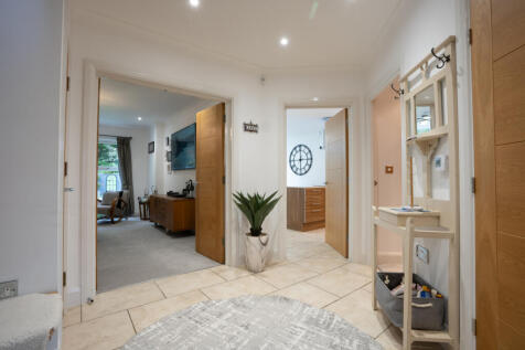 Wellwood Close