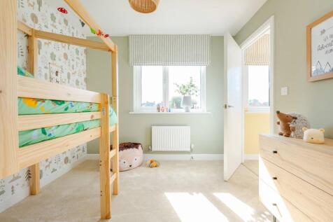 Spare bedroom could be used as a study