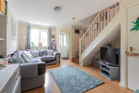Foxberry Close 5-10.jpg