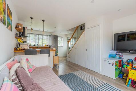Lilburne Close 2a new-5.jpg