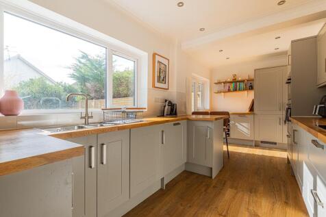 Millrace Close 64-20.jpg