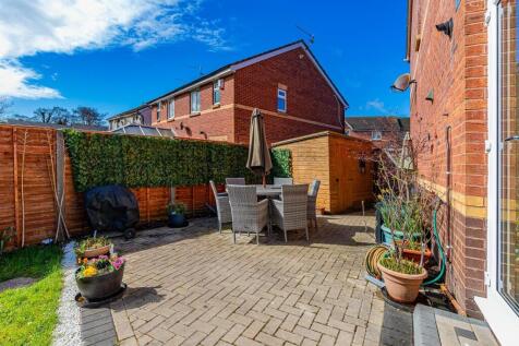 Lowfield Drive 43-5.jpg