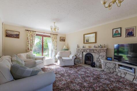 Fairthorn Close 1-12.jpg
