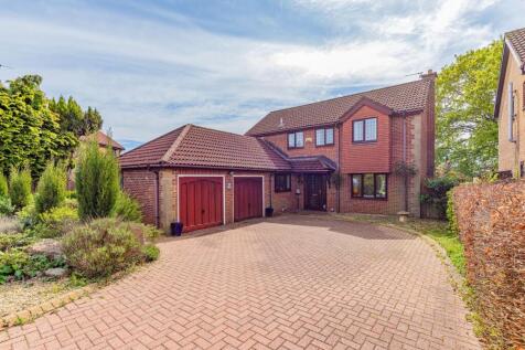 Fairthorn Close 1-29.jpg
