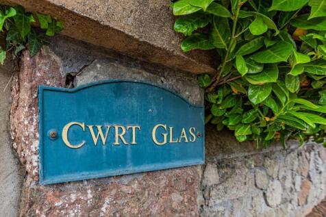 Cwrt Glas 9-16.jpg