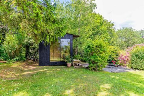Ael Y Bryn Garden-6.jpg